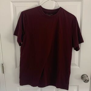 American Eagle crew neck tee shirt in burgundy, size Large.